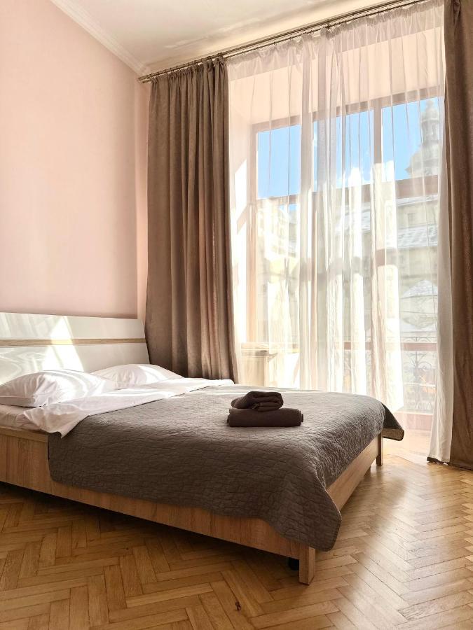 Romantic Apartments - Оn Valova Street ลวีฟ ภายนอก รูปภาพ