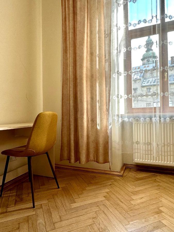 Romantic Apartments - Оn Valova Street ลวีฟ ภายนอก รูปภาพ