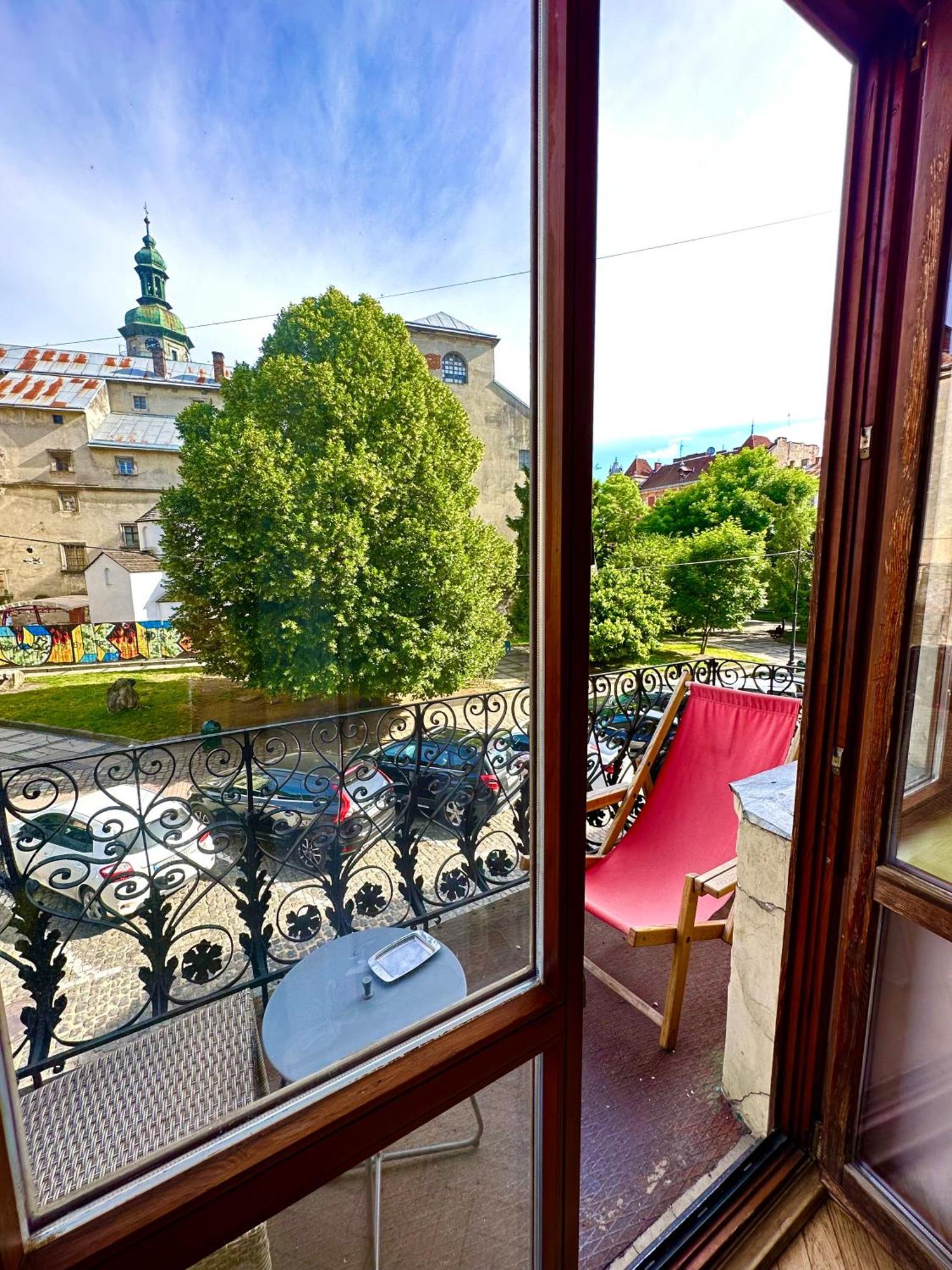 Romantic Apartments - Оn Valova Street ลวีฟ ภายนอก รูปภาพ