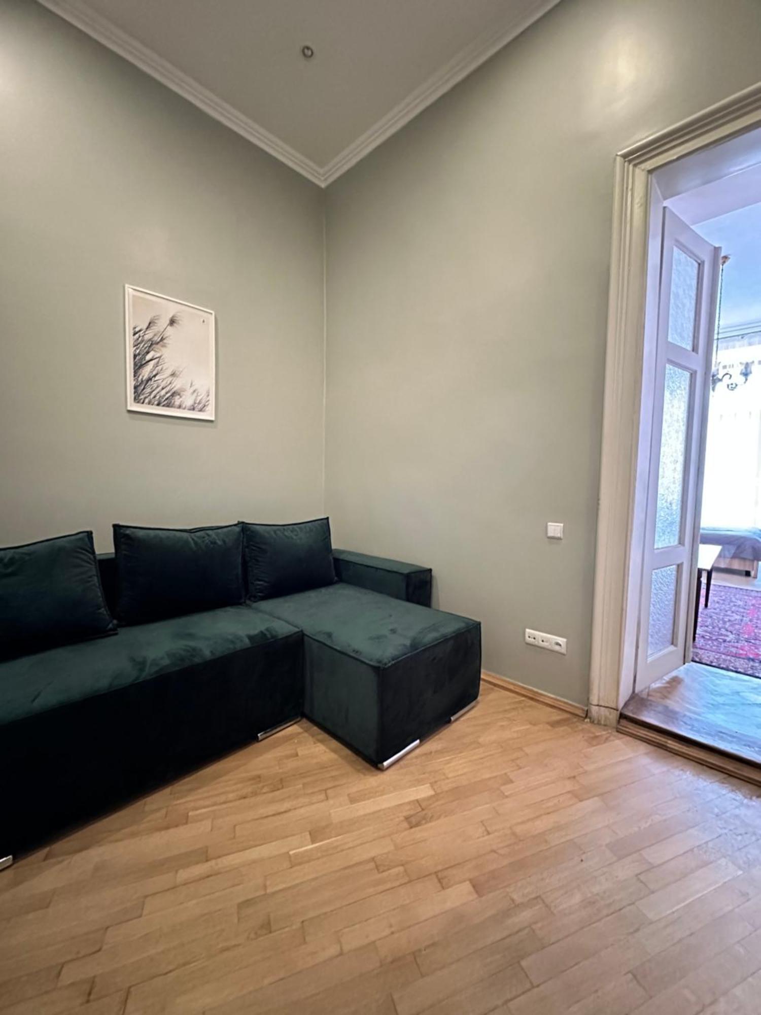 Romantic Apartments - Оn Valova Street ลวีฟ ภายนอก รูปภาพ
