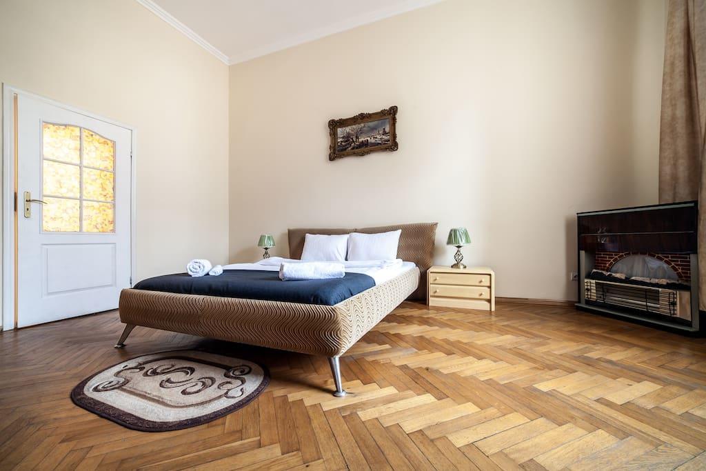 Romantic Apartments - Оn Valova Street ลวีฟ ภายนอก รูปภาพ