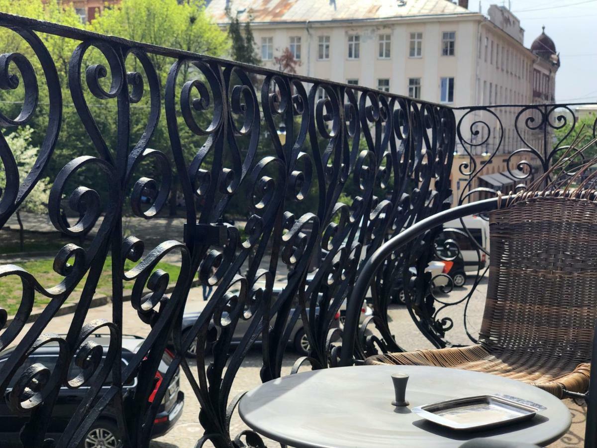 Romantic Apartments - Оn Valova Street ลวีฟ ภายนอก รูปภาพ